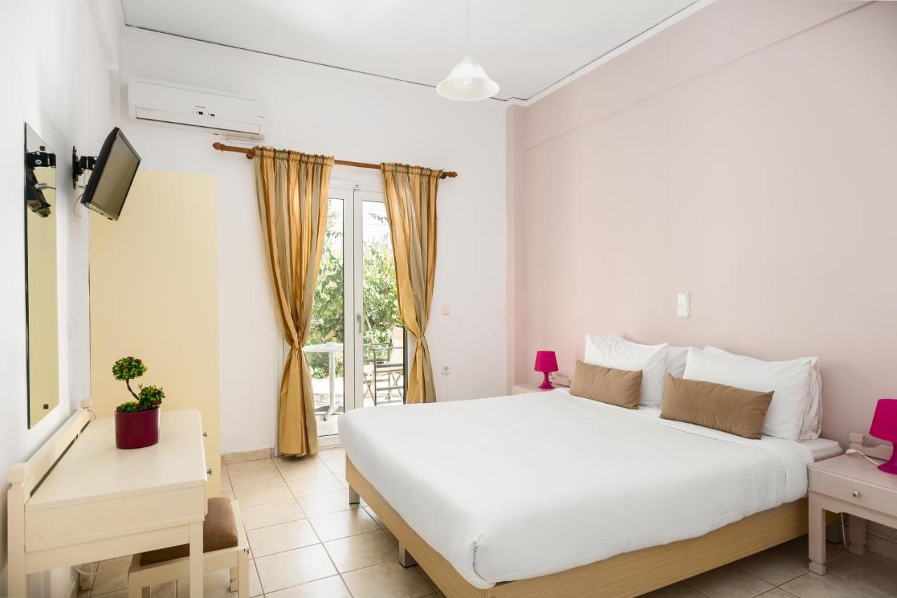 Filorian Hotel Apartments Ахарави Екстериор снимка