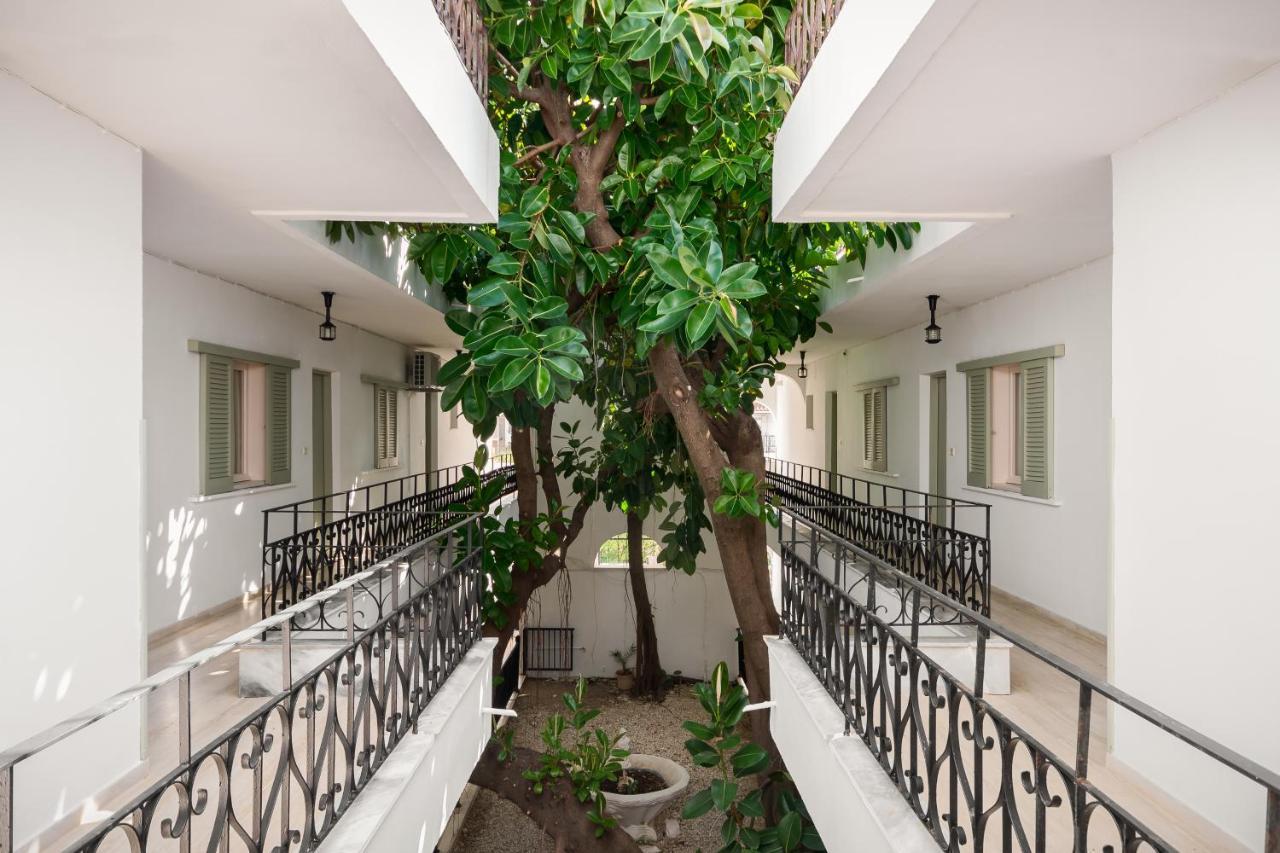 Filorian Hotel Apartments Ахарави Екстериор снимка