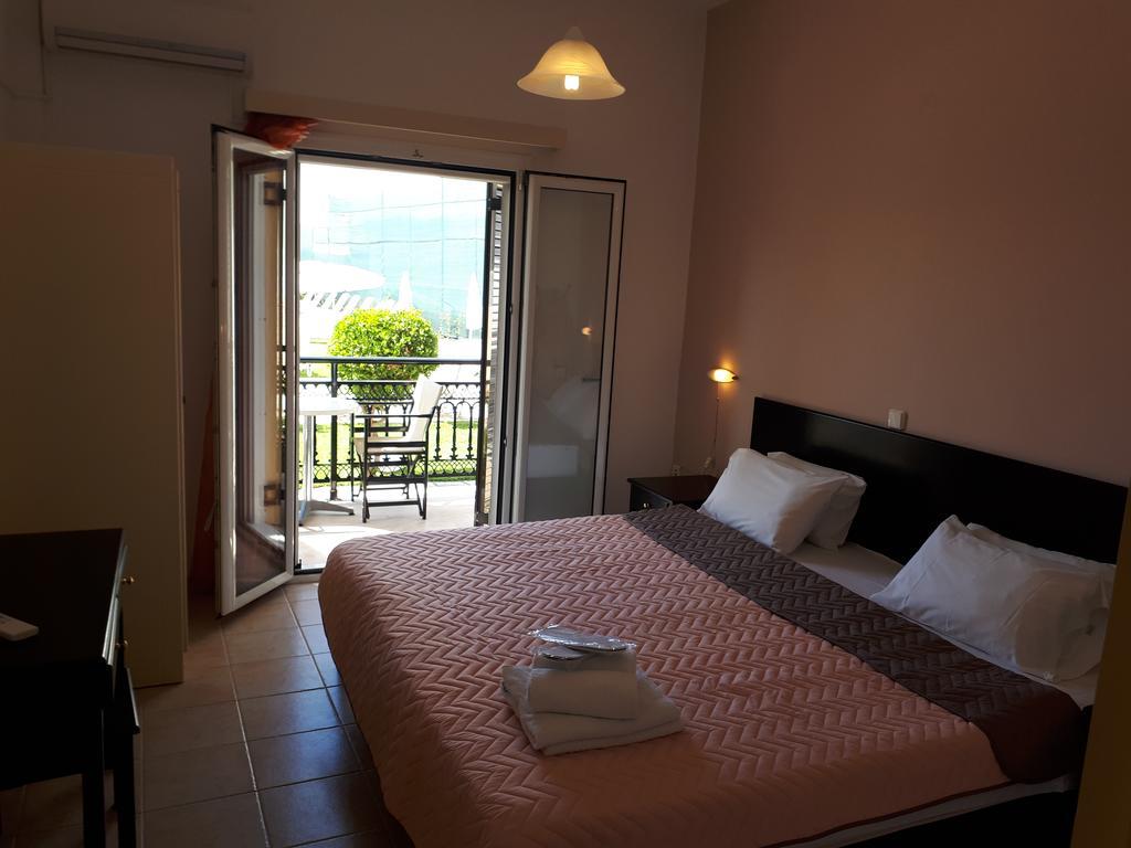Filorian Hotel Apartments Ахарави Екстериор снимка