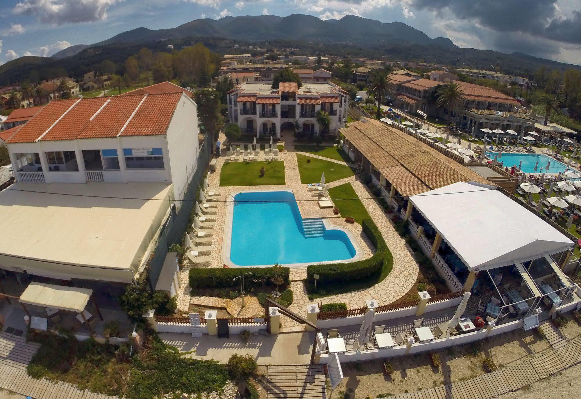 Filorian Hotel Apartments Ахарави Екстериор снимка